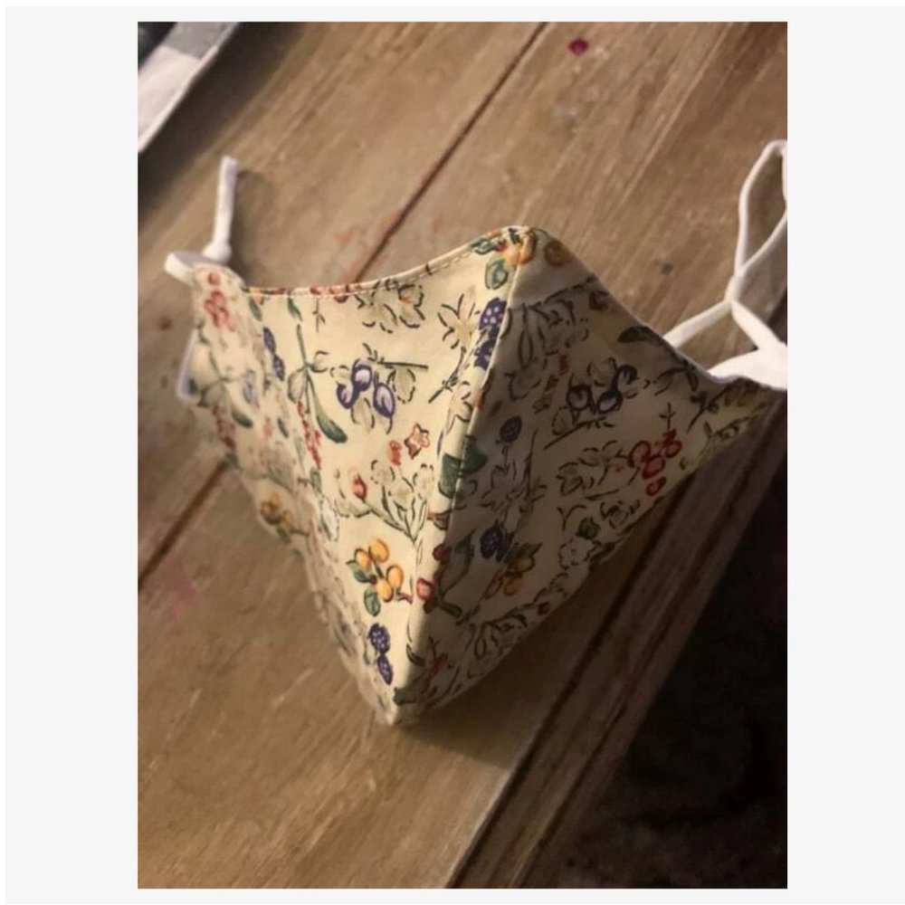 Two Pack Floral Pattern Face Mask - Picture 6 of 15
